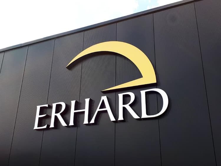 Chef de ligne de production et assistant approvisionnement - Erhard